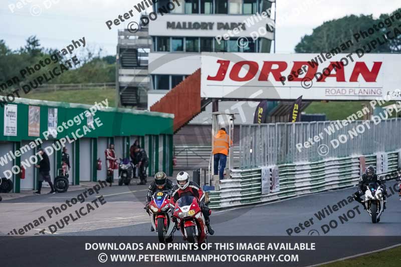 enduro digital images;event digital images;eventdigitalimages;mallory park;mallory park photographs;mallory park trackday;mallory park trackday photographs;no limits trackdays;peter wileman photography;racing digital images;trackday digital images;trackday photos
